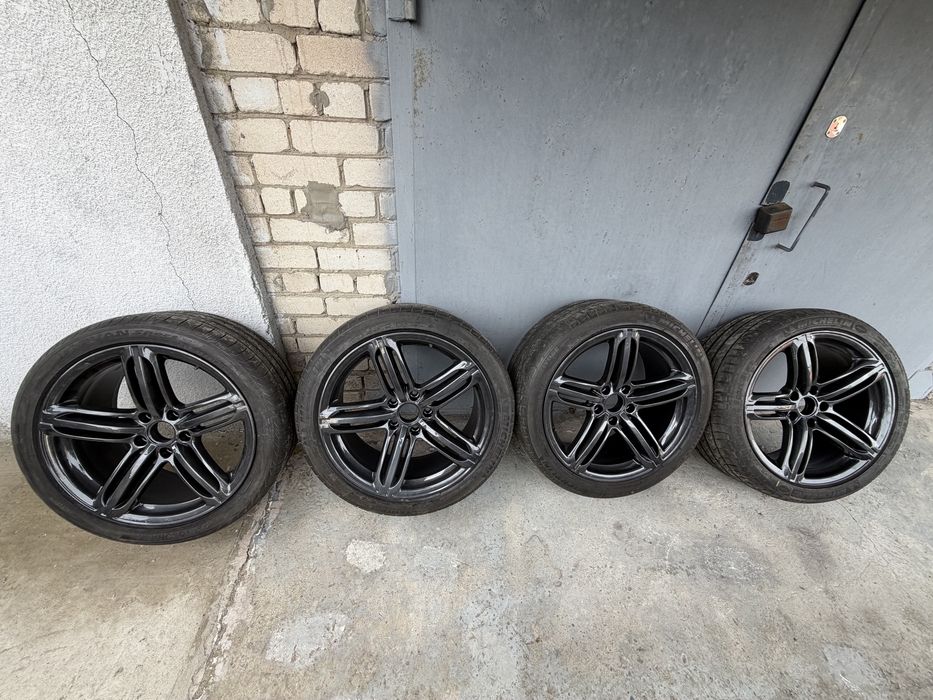 Оригінальні диски з резиною Audi VW Porsche R21 5x130 ідеальний стан