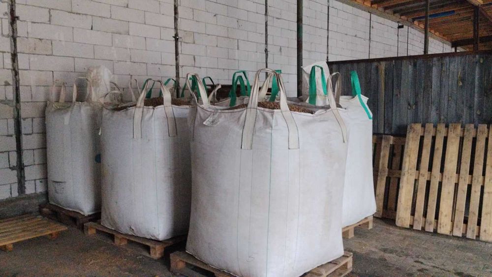 Пелета сосна 6мм фасовка Бег