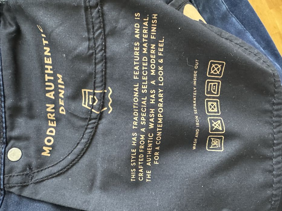 Spodnie jeans BOSS Hugo Boss Delaware Slim Fit 33/32