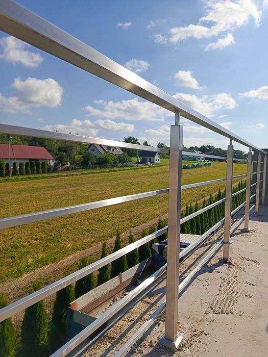 Balustrada / barierka ze stali nierdzewnej – 9,1 m