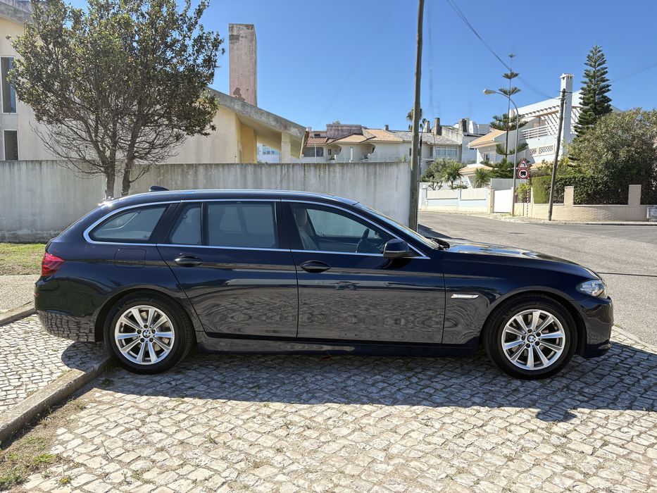 BMW F11 520d com teto de abrir