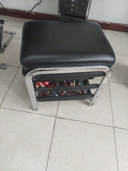 Carrinho de manicure/pedicure