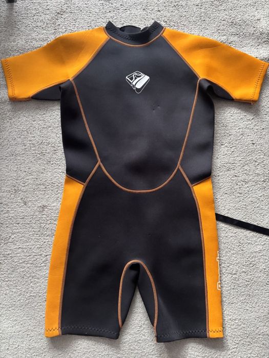 Fato de Surf. Para crianças de 14 anos