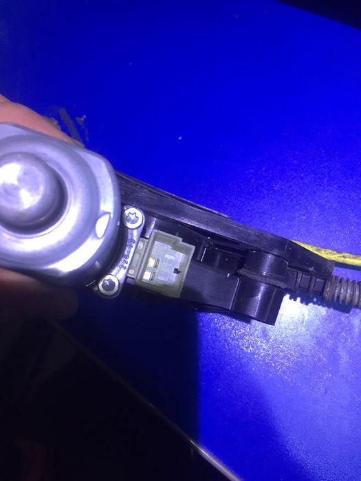 Ауди А3 электродвигатель с рамкой в зборе стеклоподьемника передний пр