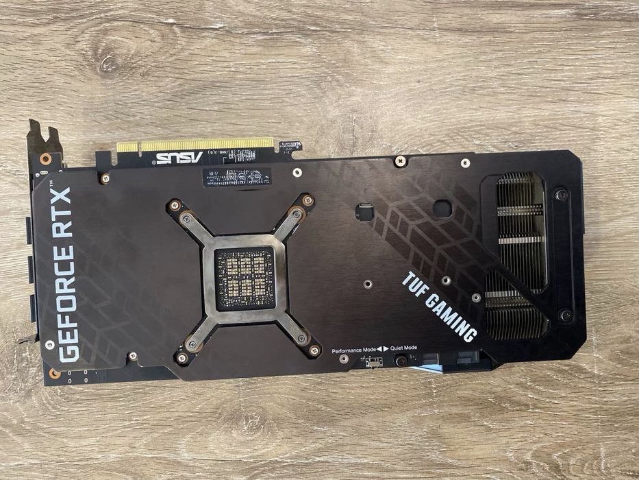 Продаю ASUS TUF Gaming GeForce RTX 3080 OC 10GB GDDR6X (TUF-RTX3080-O10G-GAMING)