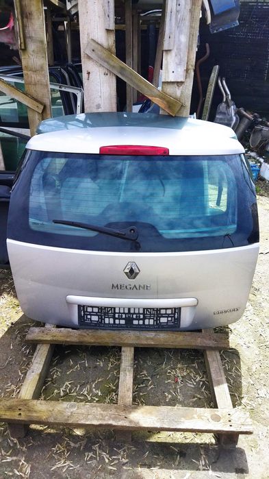 Задня ляда Renault Megane II універсал\хетчбек 02-09рр.