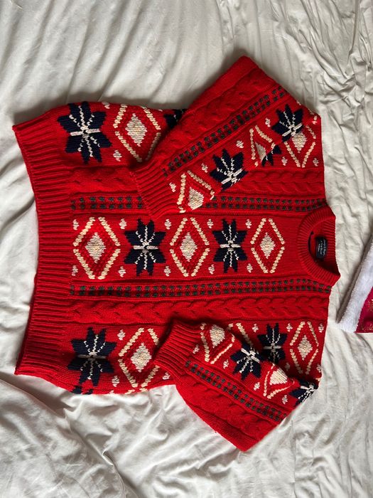 Новорічний светр з вовни преміальної якості