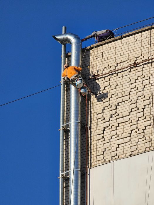 Монтажні роботи на висоті,монтаж демонтаж нар. реклами,Альпіністи.