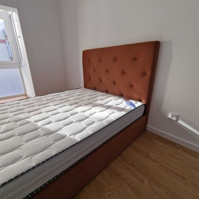 Camas de Casal Estofadas de Luxo 199€ Disp. em Várias Cores! 190x140m!