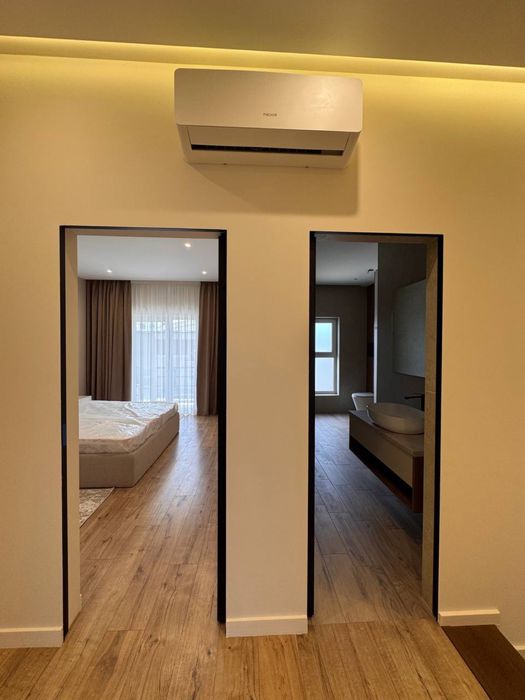 Оренда таунхаусу з своїм двором.