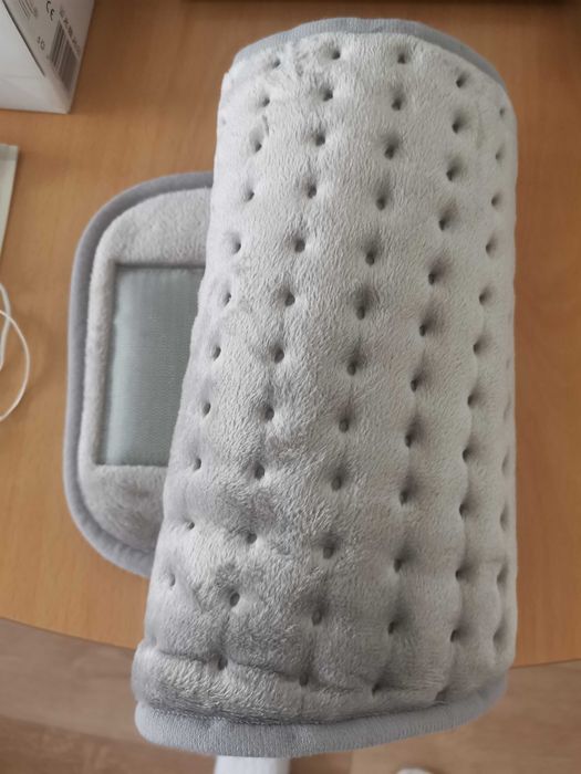 Almofada de aquecimento para a zona abdominal e costas