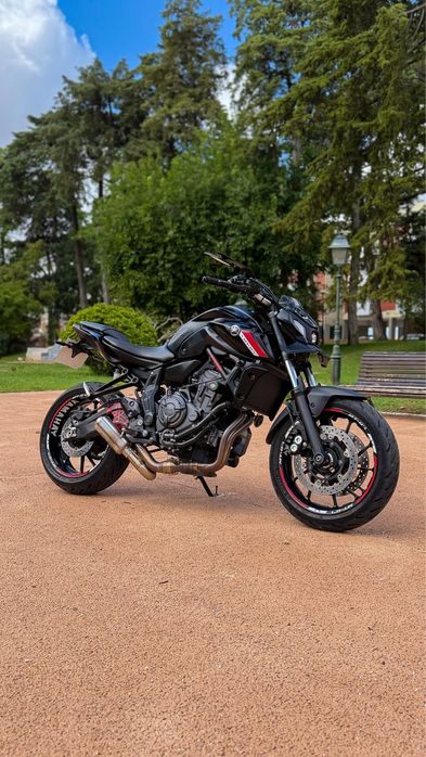 Yamaha MT-07 2022 — 55 kW — Full Black