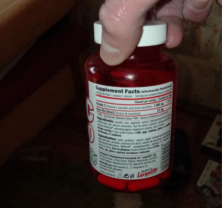 Amix вітамін c 1000 rose hip Англія