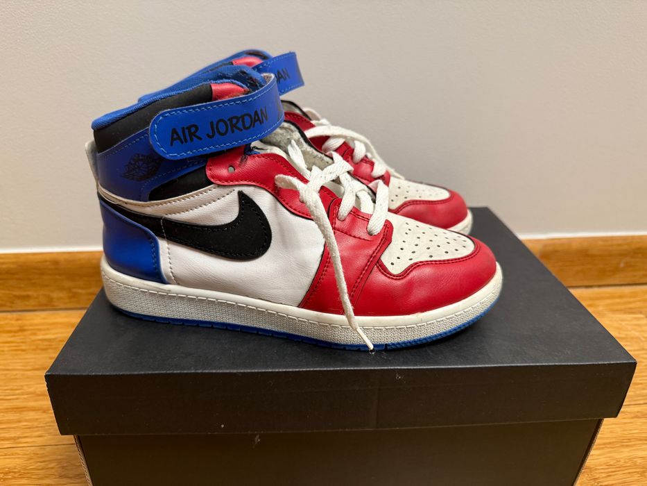 Buty chłopięce Air Jordan 1 High r. 36