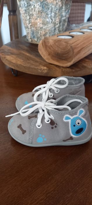 Buciki kapcie dziecięce roz.22
