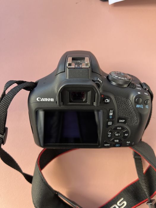Canon 2000D + Lente Canon 50mm f1.8