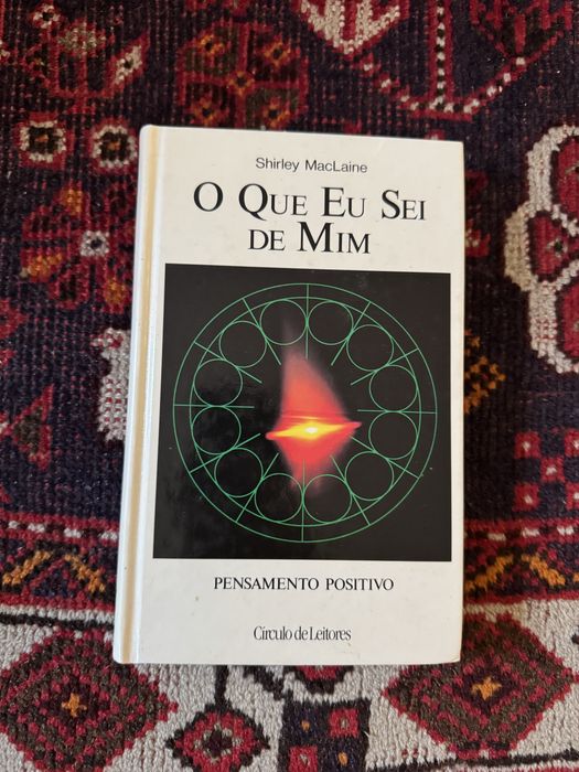 Livro O Que eu sei de mim (Shirley MacLaine)