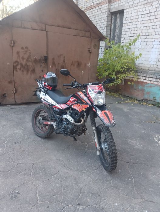 Мотоцикл Geon X-Road 200