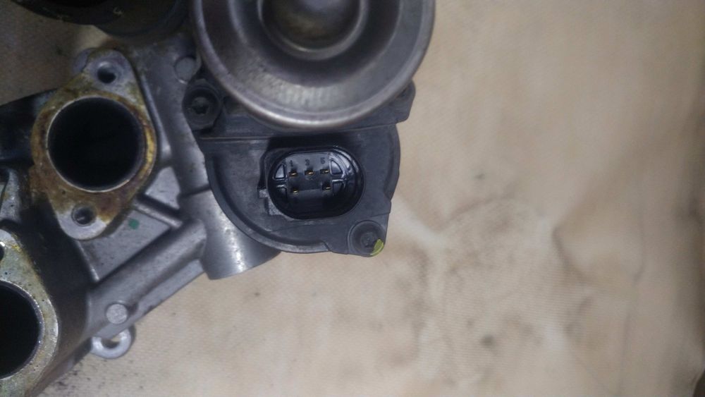) Tiguan zawór EGR chłodnica 2.0 TDI
