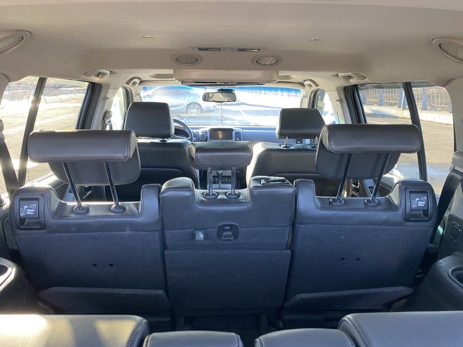 NISSAN Pathfinder 4.0 V-6 2007 р. 7 місць
