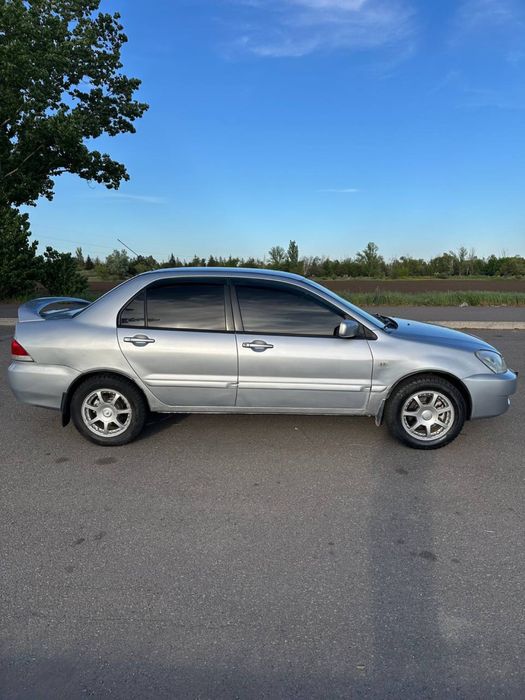 Продам Mitsubishi Lancer 9 в отличном состоянии