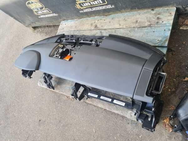 Range Rover Sport L494 Tablier de 2021 Usado LR124965