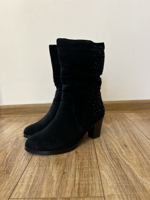 Жіночі черевики з натуральної замші