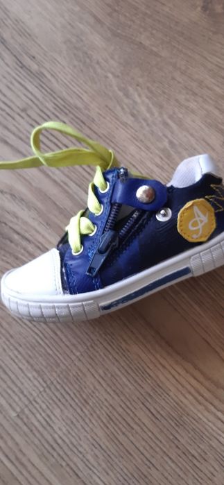 Buciki adidasy trampki roz 21