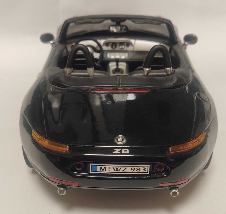Samochody Bburago Ferrari 456 Welly BMW Z8 skala 1:18