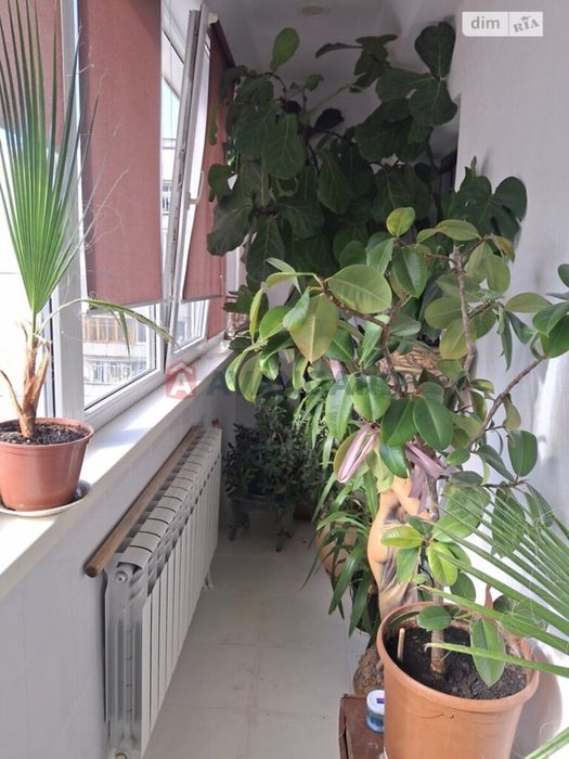 Продам 4к квартиру Озерна