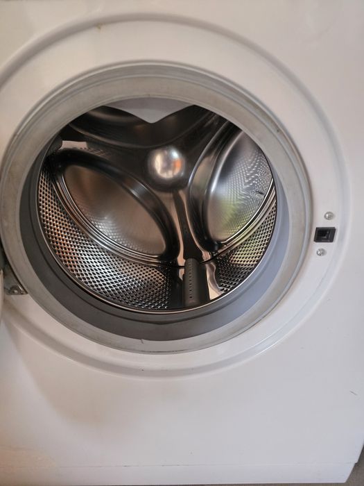 Pralka używana w dobrym stanie