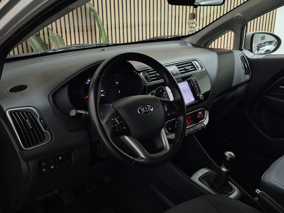 Kia Rio — fotografia 9