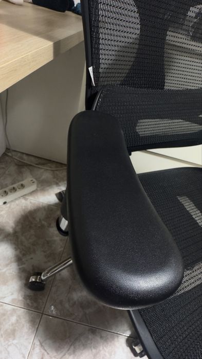 Cadeira Ergonômica Premium em Tela Mesh Completa - Impecável!