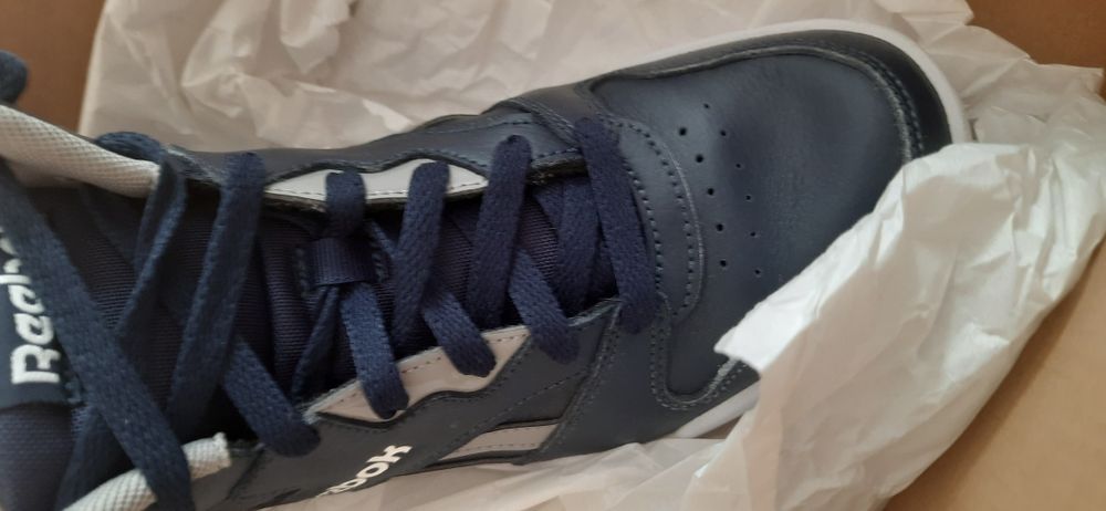 Кросівки Reebok..