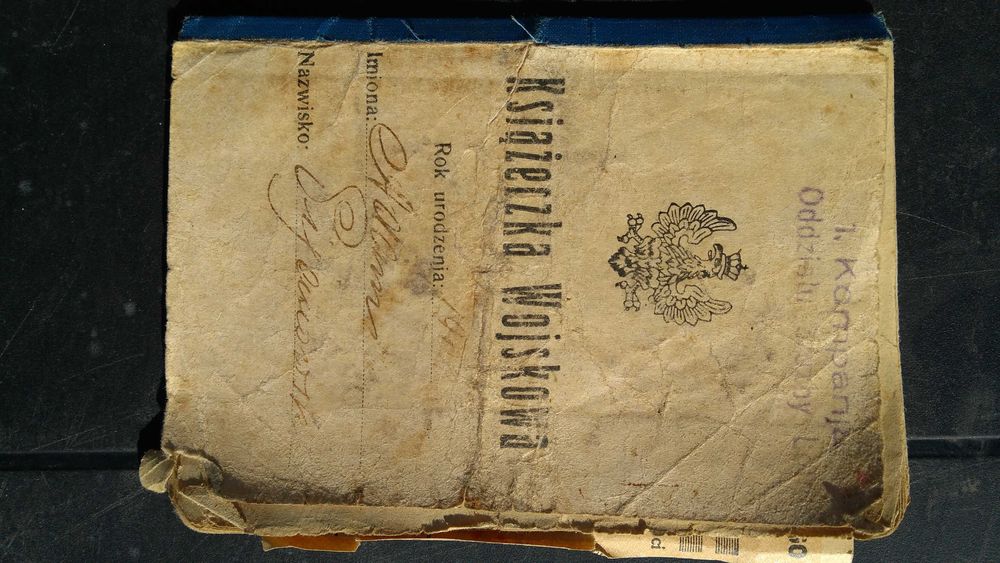 Książeczka wojskowa przedwojenna.