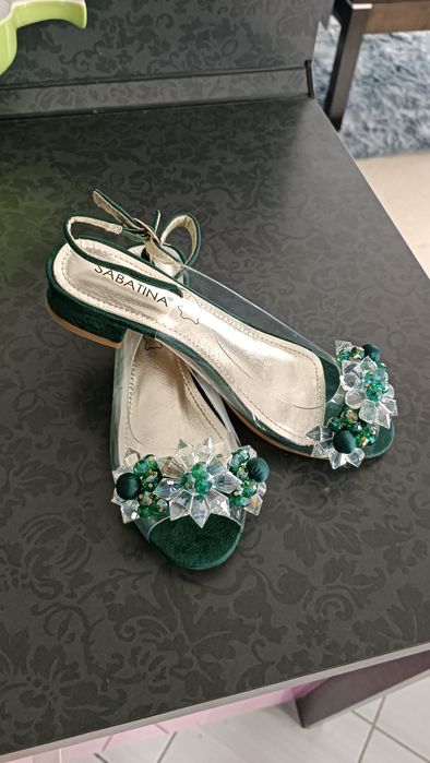 Buty eleganckie  żelki transparentne nowe.