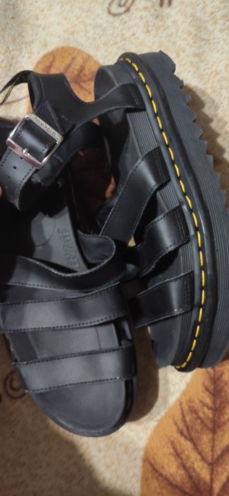 Сандалі Dr.Martens 37-38.