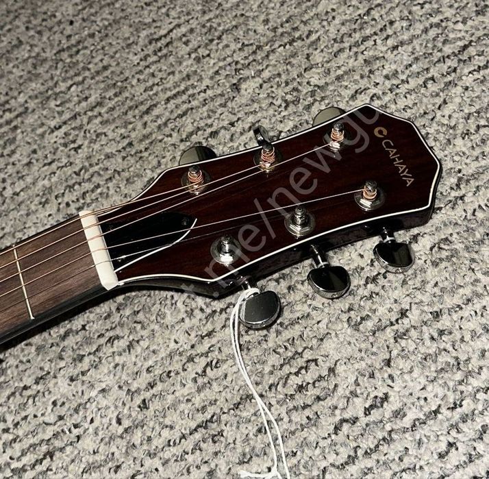 Електро акустична гітара