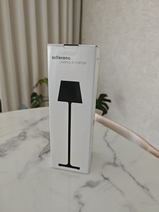 Candeeiro de mesa Zafferano Poldina Blue