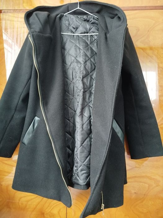Piękny włoski czarny płaszczyk w rozmiarze XXL