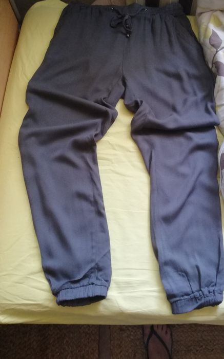 Joggery / Spodnie damskie z wiskozy