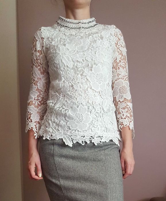 urocza biała koronkowa bluzka r. 36 (S), bawełna