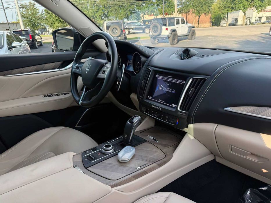 Maserati Levante S GranLusso      2019