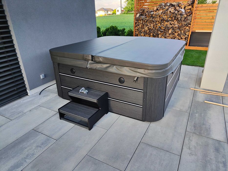 Nowa pokrywa termiczna do jacuzzi 200cm x 200 cm