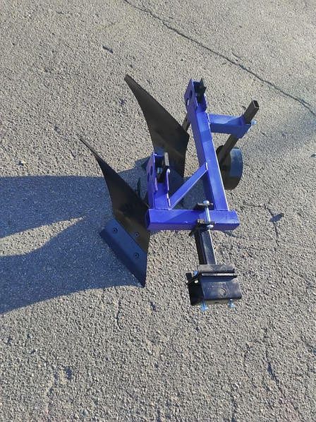 Плуг 2-20 двокорпусний (мотоблоковий)