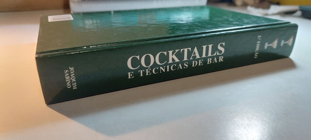 Cocktails e Técnicas de Bar - Joaquim Sabino