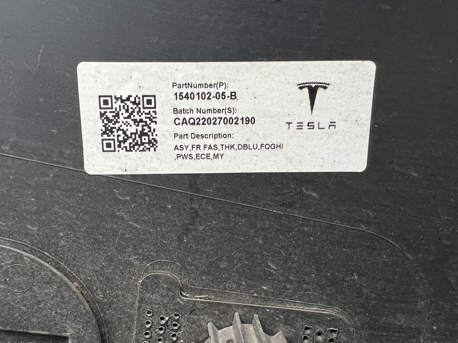 Tesla Model Y MY Бампер передній, оригінал, в навності. РОЗБОРКА
