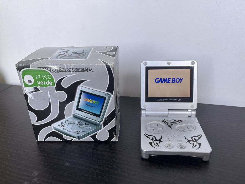 Nintendo Game Boy Advance SP Tribal AGS-101