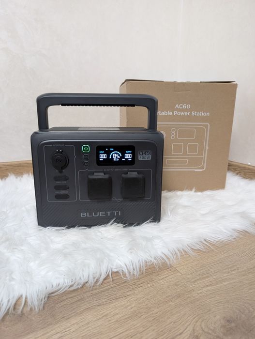 BLUETTI AC60 зарядна станція LiFePO4 battery