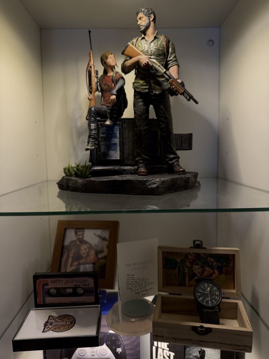 Várias Edições especiais playstation e figuras(ler discricão)